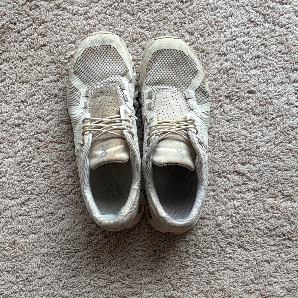 OnCloud Sneakers